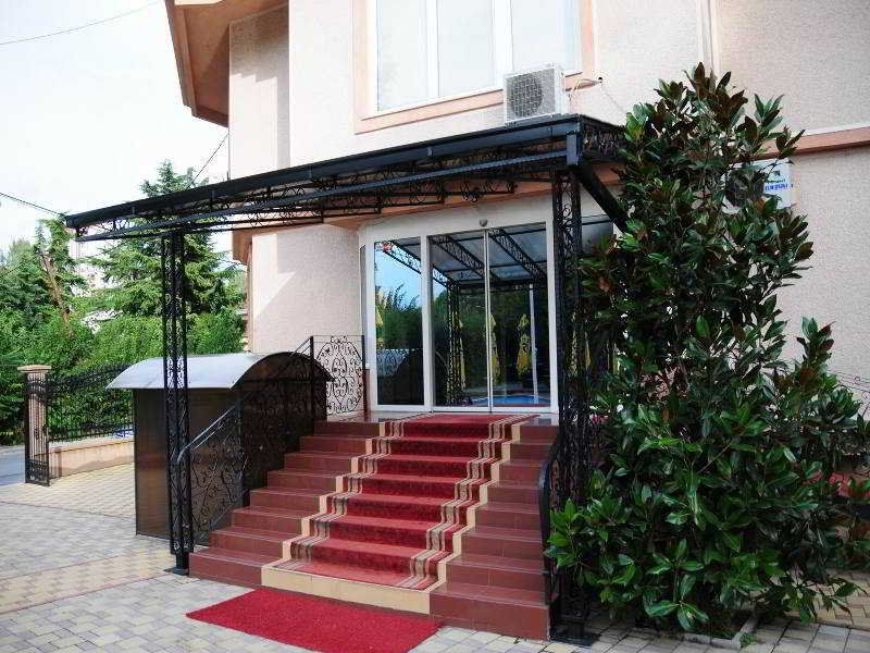 Hotel Aristocrat & Fish Restaurant スコピエ エクステリア 写真